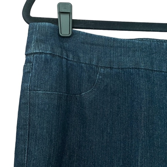 Soft Surroundings Women’s Pull On Jeans with Tummy Control Size Lp - Picture 2 of 8